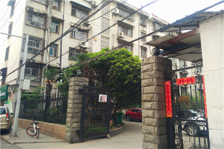 人民家园2室2厅1卫91㎡带车库68万